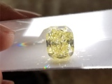 Fancy-yellow-diamond-cushion-cut