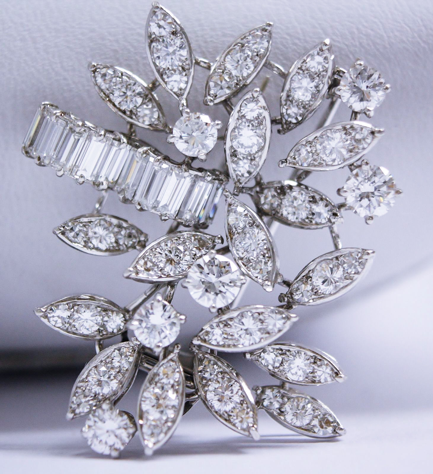 Where to Sell Boucheron Estate Jewelry in Los Angeles, CA